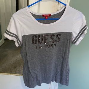 Guess tee
